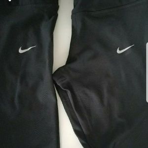 2 nike mid calf leggings NEVER USED