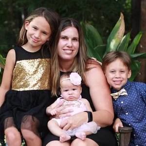 Meet your Posher, Cortney