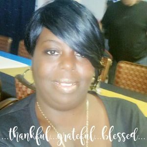 Meet your Posher, Ella