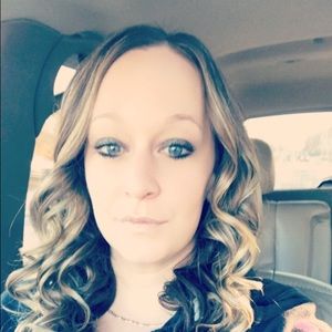 Meet your Posher, Jillian