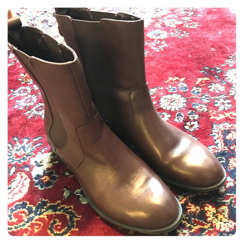 Genuine leather Ralph Lauren Boots NWOT