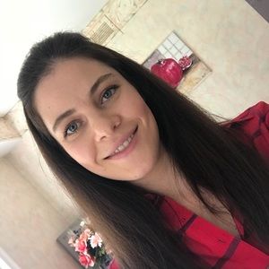 Meet your Posher, Inas