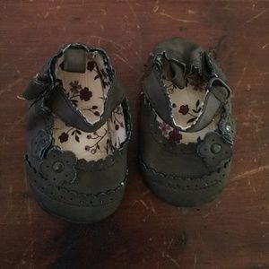 Newborn shoes