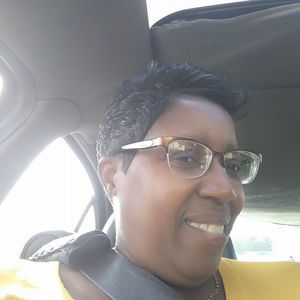 Meet your Posher, Denise