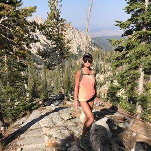 Meet your Posher, Evonna