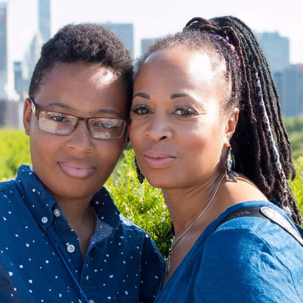 Meet your Posher, Donah