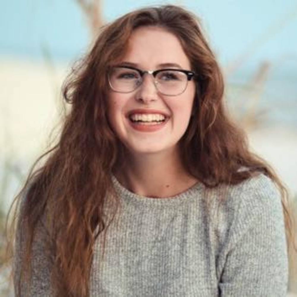 Meet your Posher, Leah