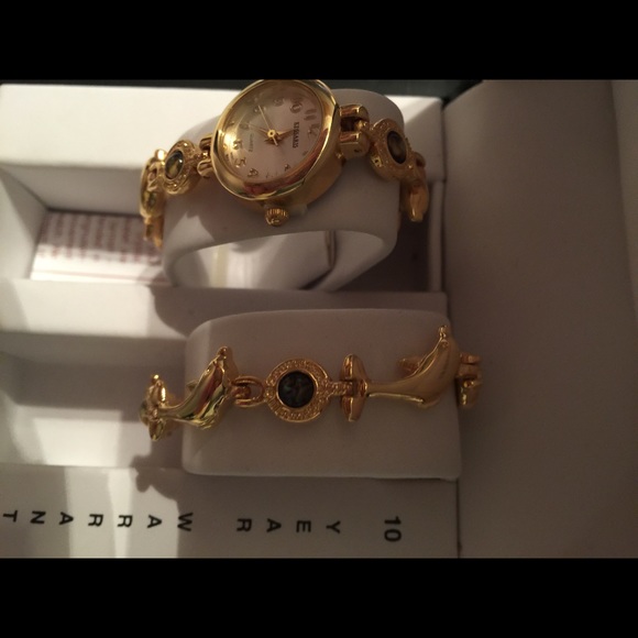 Sold - Picture 2 of 4