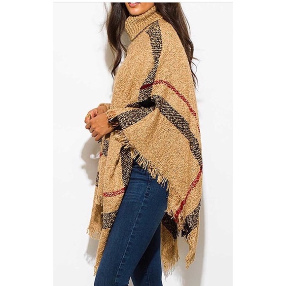 GIANT CHECKER PLAID FUZZY BOHO KNIT PONCHO TUNIC - Picture 3 of 7