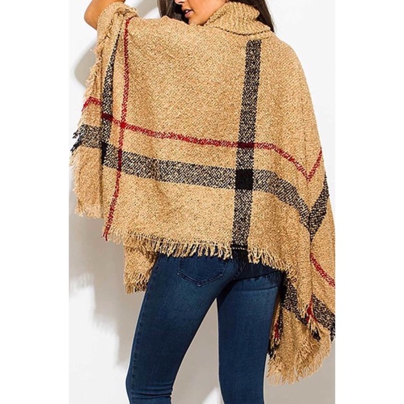 GIANT CHECKER PLAID FUZZY BOHO KNIT PONCHO TUNIC - Picture 4 of 7