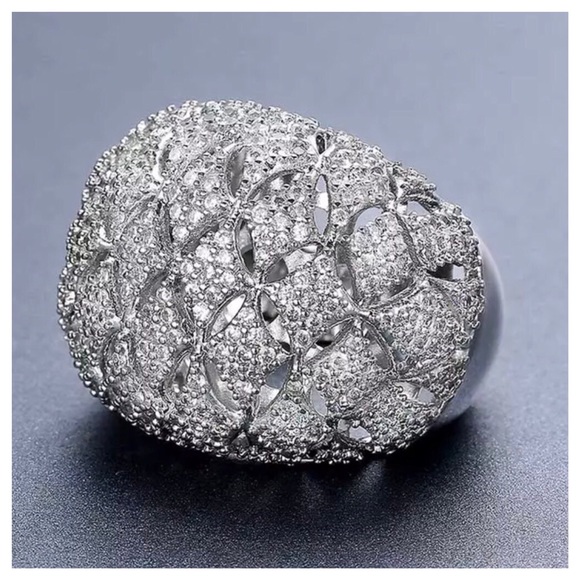 Swarovski Crystals Pave Set Dome Statement Ring - Picture 3 of 5