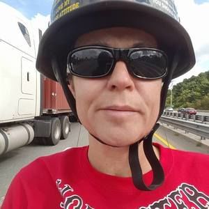 Meet your Posher, Tonya