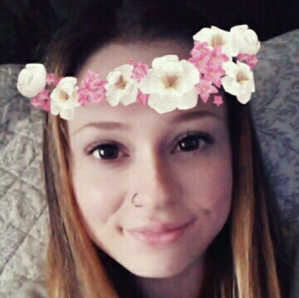 Meet your Posher, Kayla