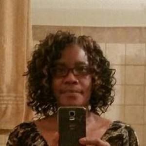 Meet your Posher, Edwina