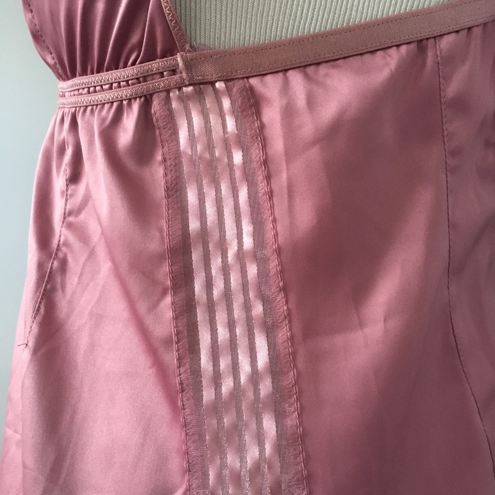 Victoria's Secret Very Sexy Slip - Picture 4 of 6