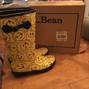 LL Bean rain boots