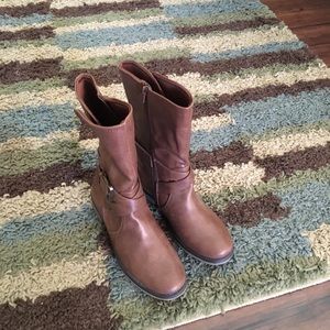 Women’s Boots