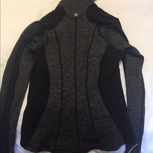 Lulu lemon pullover gray and black
