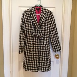 Adorable checked coat