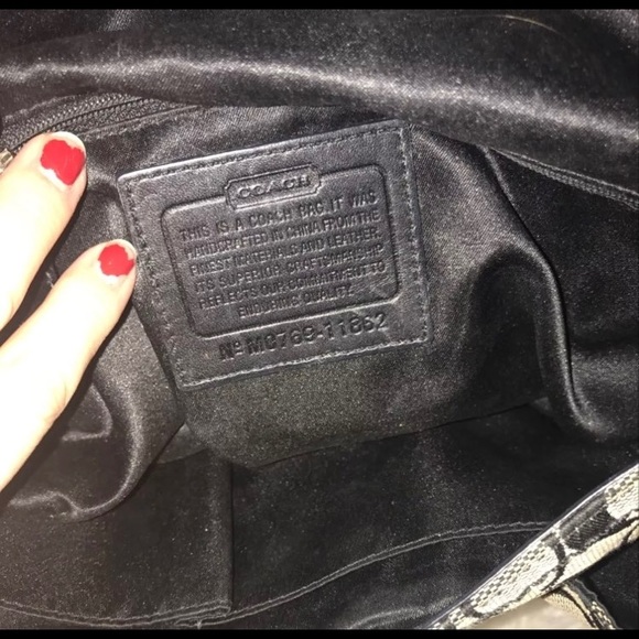 Coach Soho Black Signature Pocket Flap Bag - Picture 4 of 4