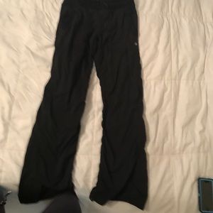 Lululemon studio pant, excellent condition