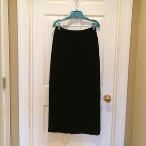 Black velvet long skirt