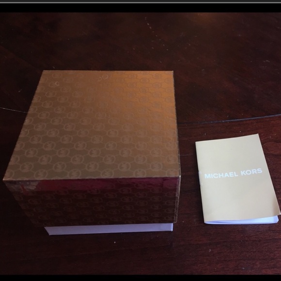 Sold - Picture 3 of 3