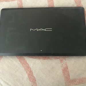 MAC eyeshadow 15 color palette