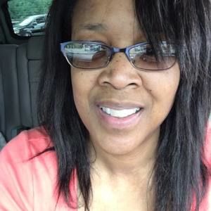 Meet your Posher, Sharon