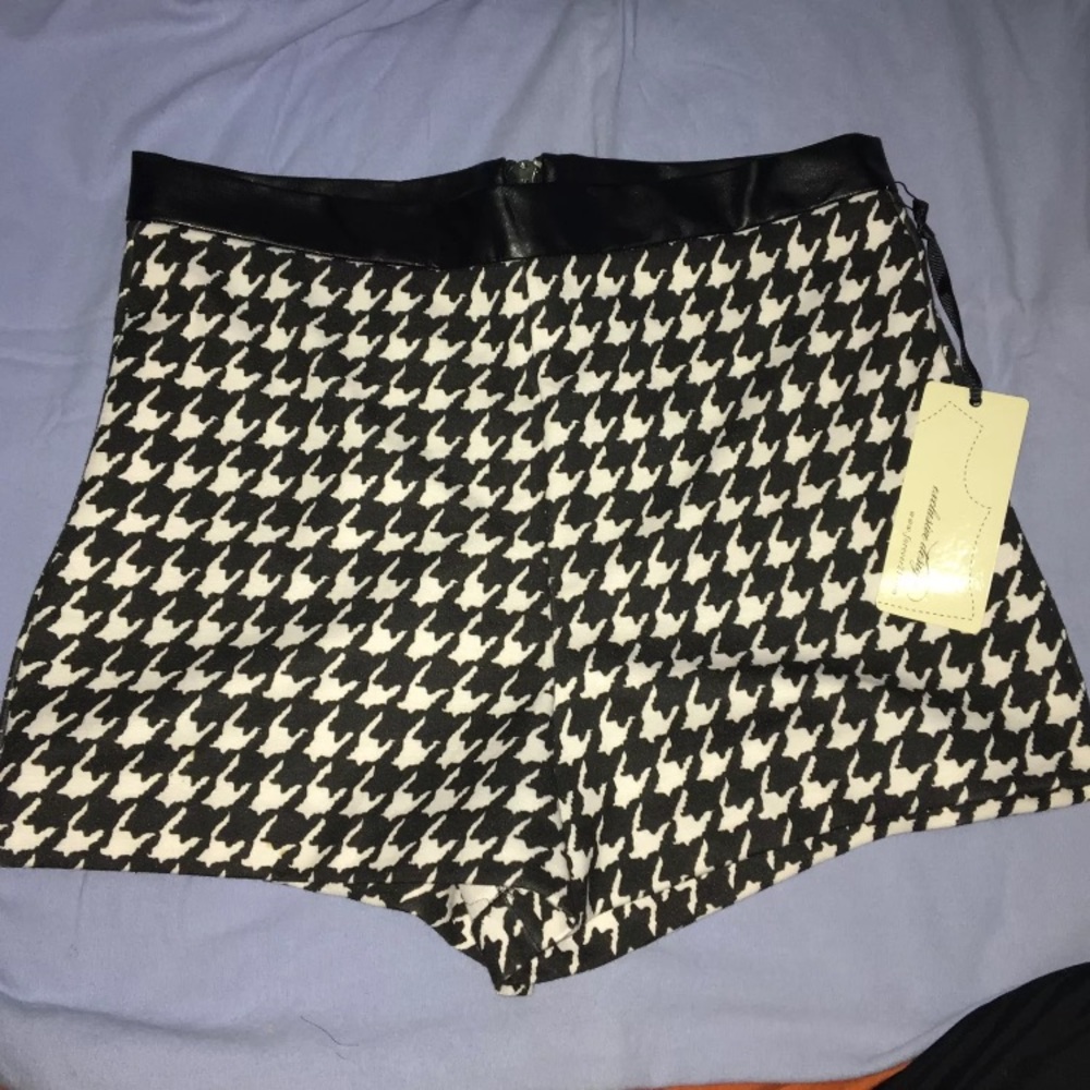 Houndstooth Print Shorts