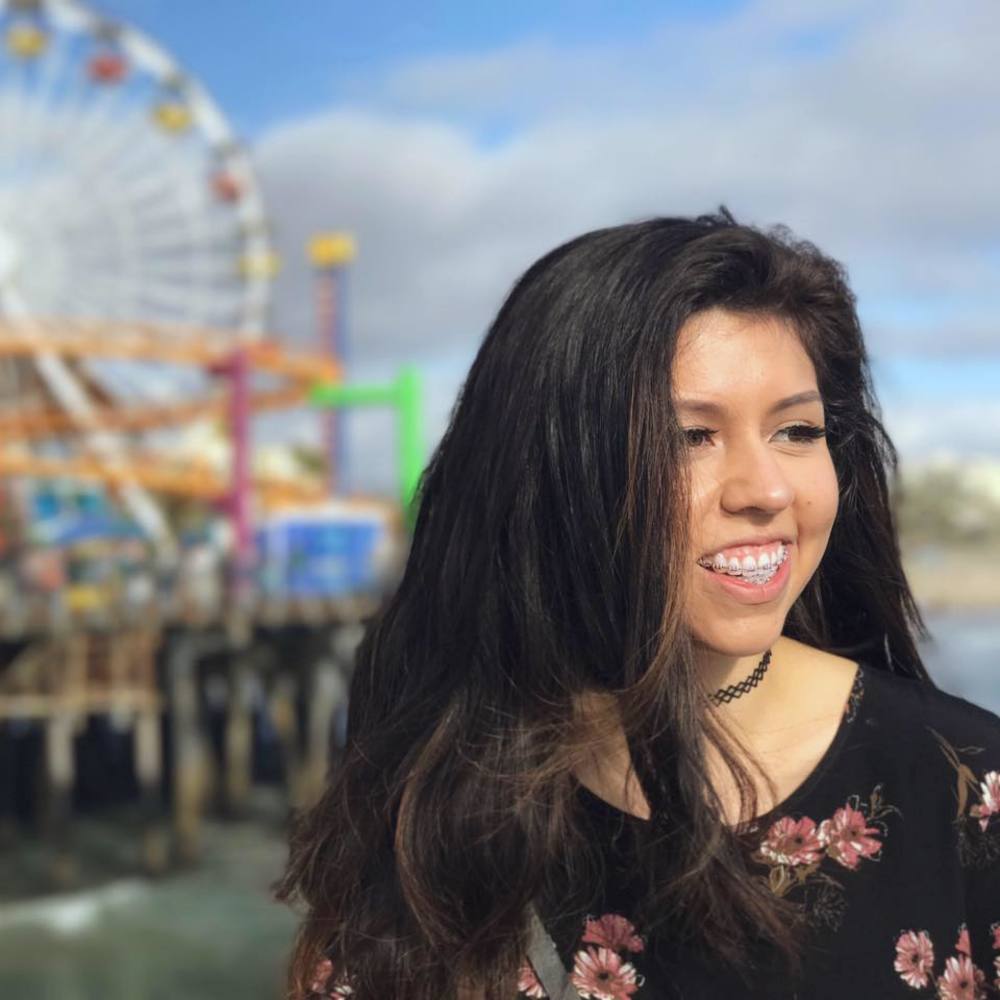 Meet your Posher, Zoraya