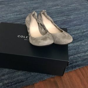 Grey in perfect condition flats