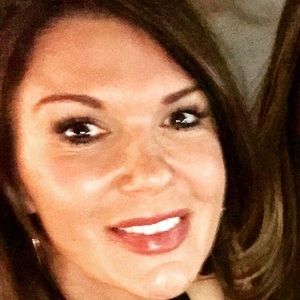 Meet your Posher, Angi