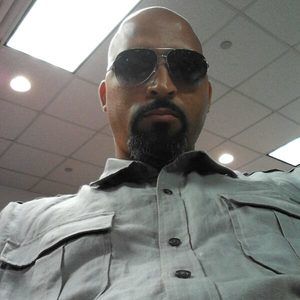 Meet your Posher, Derrick