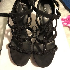 Belladonna Aldo wedges 8.5