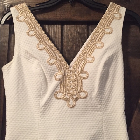 *SOLD* Lilly Pulitzer white and gold dress - Picture 3 of 6