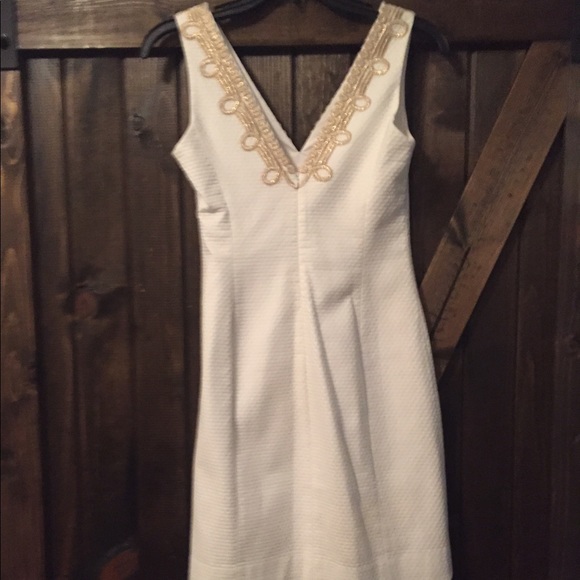 *SOLD* Lilly Pulitzer white and gold dress - Picture 4 of 6