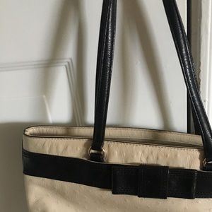 Kate Spade handbag.   Used in excellent condition