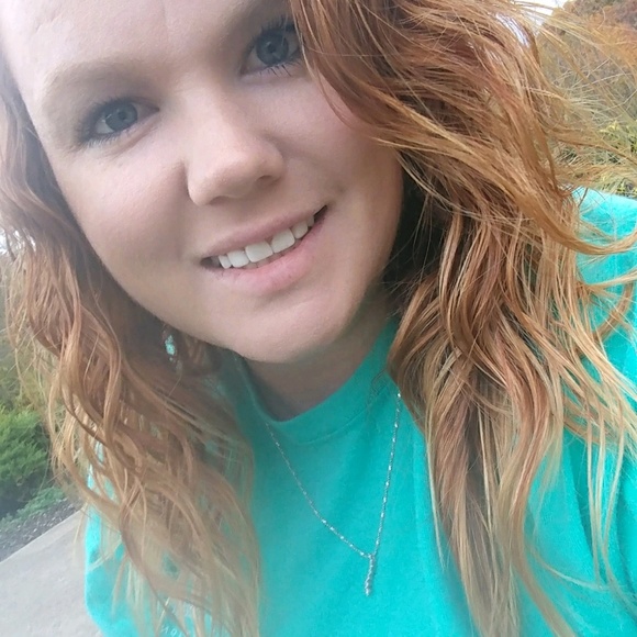 Meet your Posher, Lacy - Picture 1 of 1