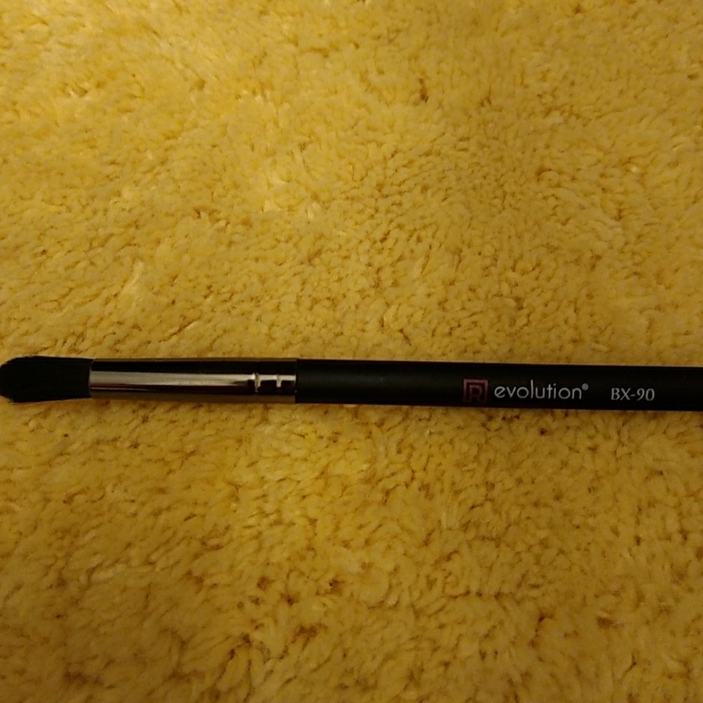 Royal and Langnickel Revolution BX-90
