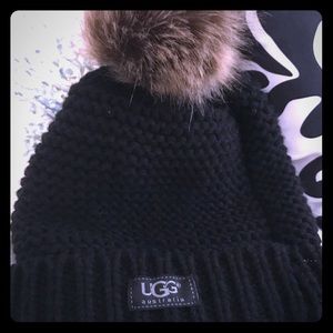 Extremely warm UGG Winter hat ***