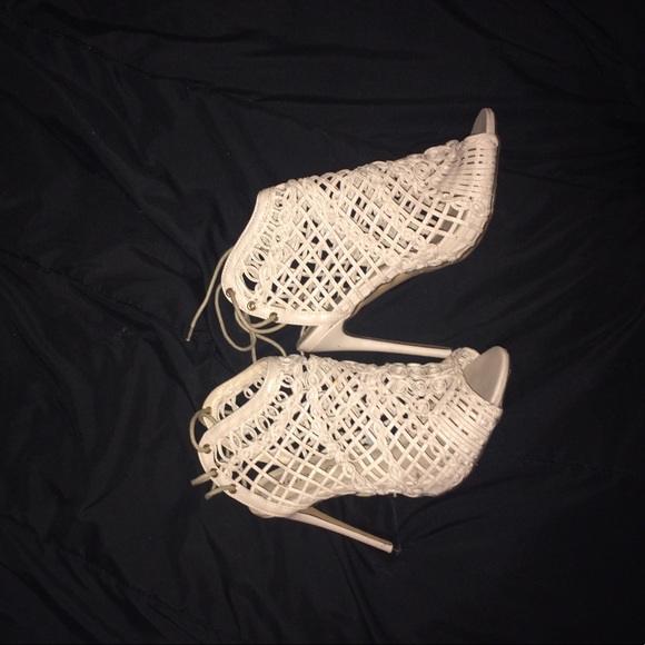 Windsor Shoes - Windsor Open toed heels 👠