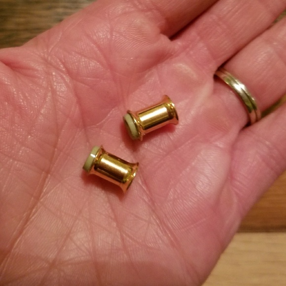 Button gauges - Picture 2 of 3