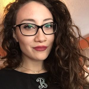 Meet your Posher, Samantha