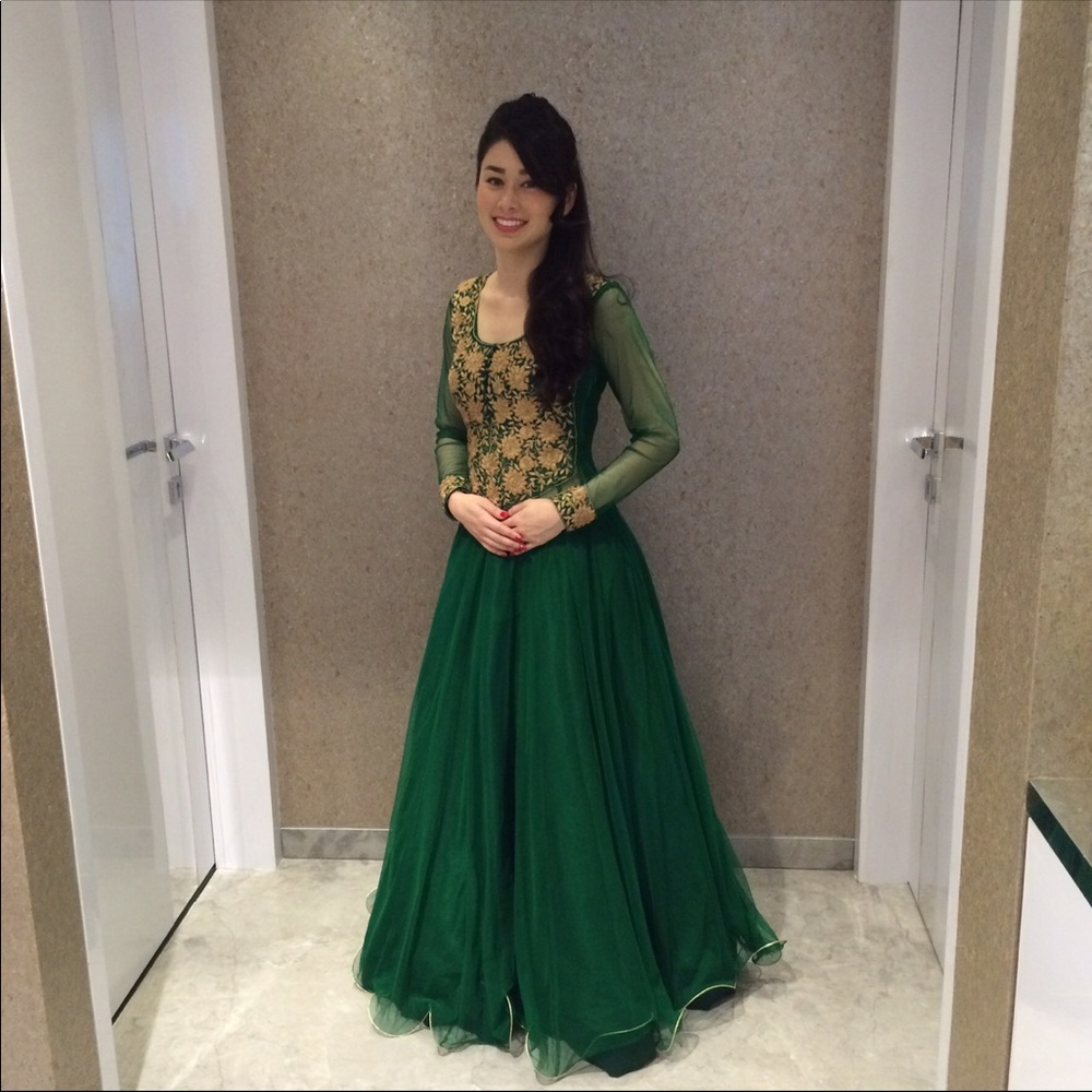Indian modern dress in emerald and gold