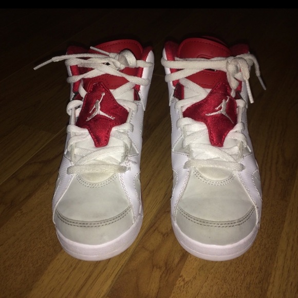 Air Jordan retro size 2Y - Picture 3 of 6