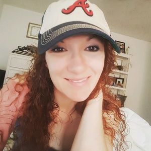 Meet your Posher, Rhea