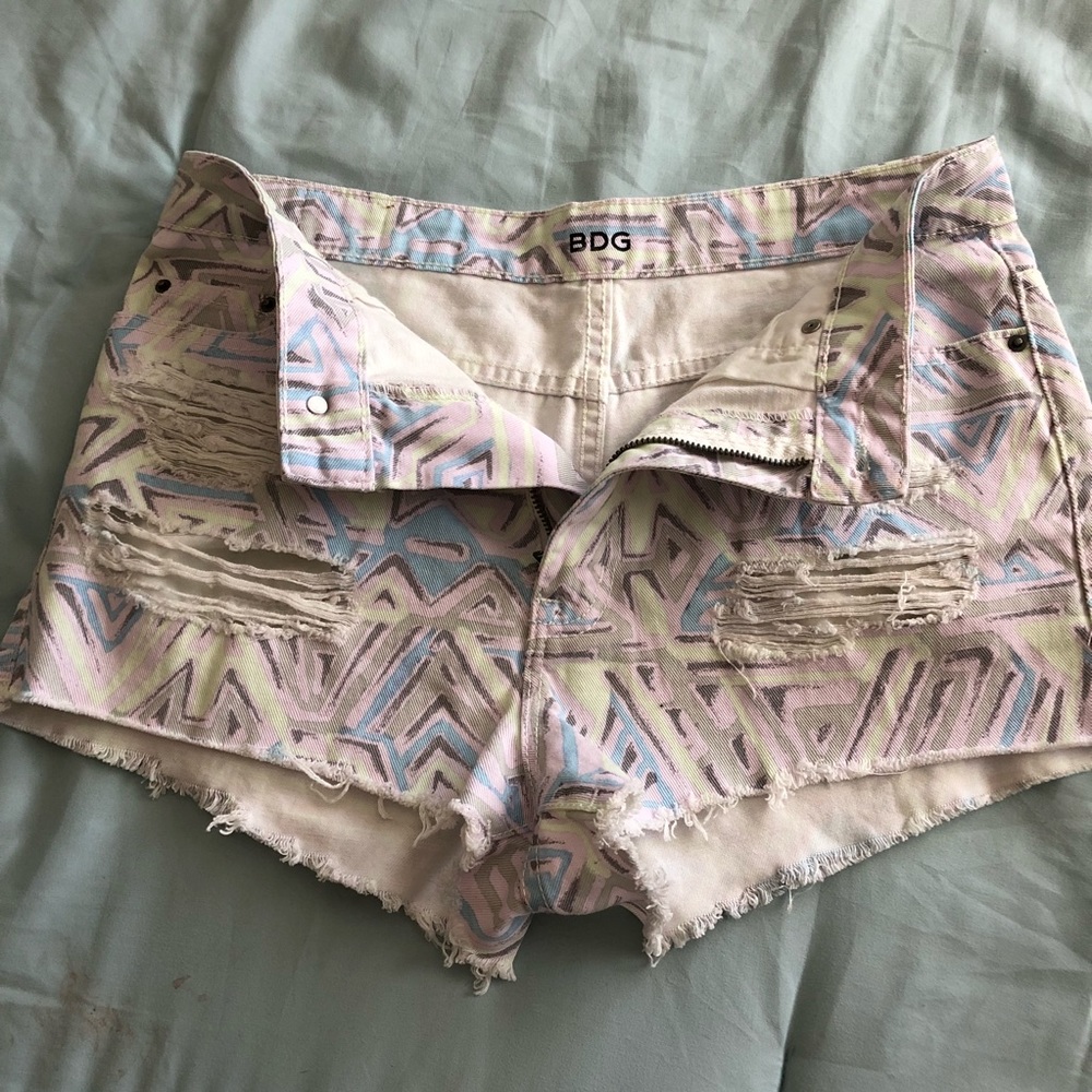 Retro BDG cheeky cut shorts size L
