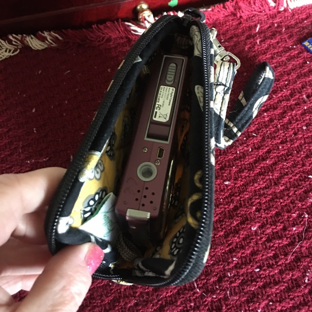 Vera Bradley coin purse and camera case - Picture 7 of 8