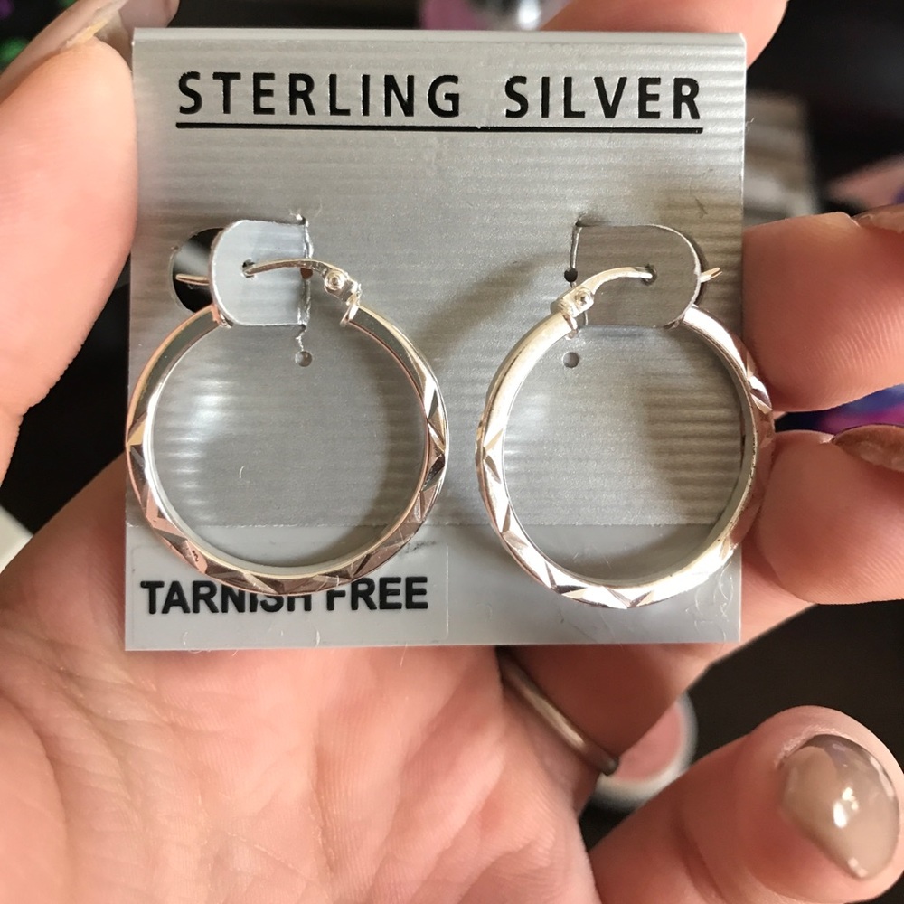 Sterling silver earrings💎